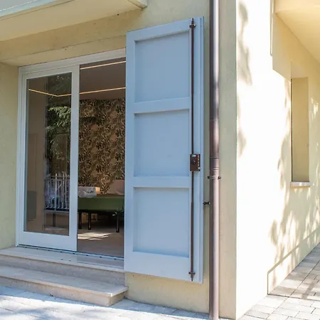 Apartman La Dimora Dei Tigli *